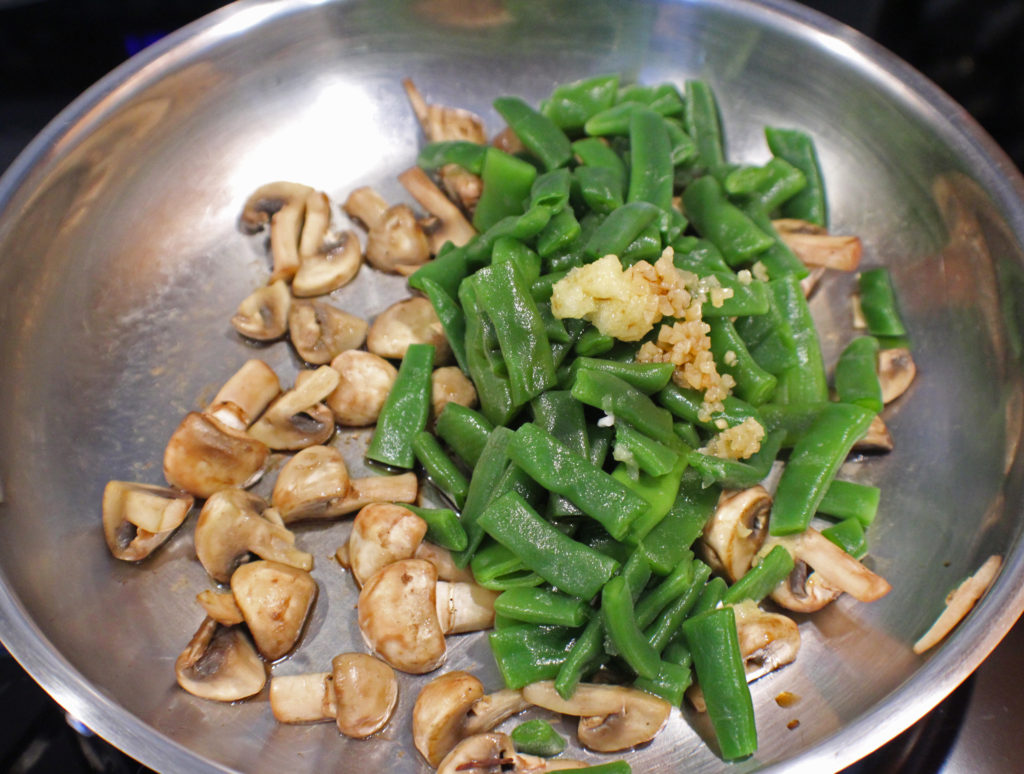 Gingery Beans and Mushrooms Sauteing